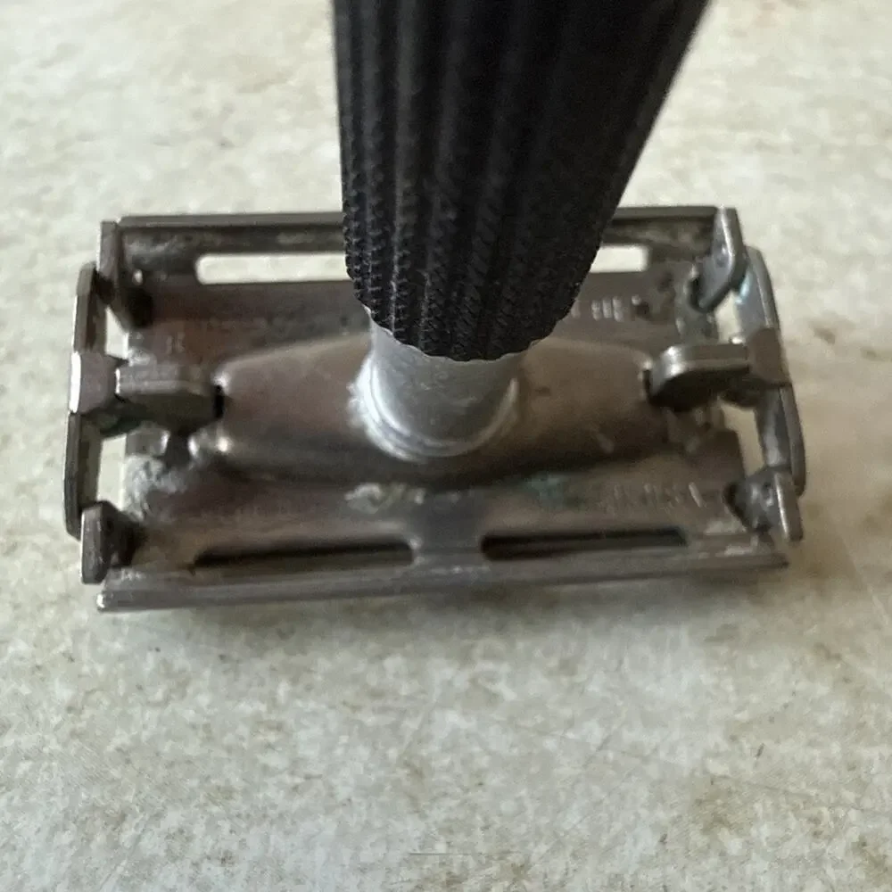 Vintage Gillette Black Safety Razor
